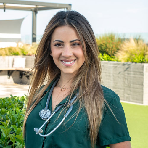 Natalia-Alicea-DVM